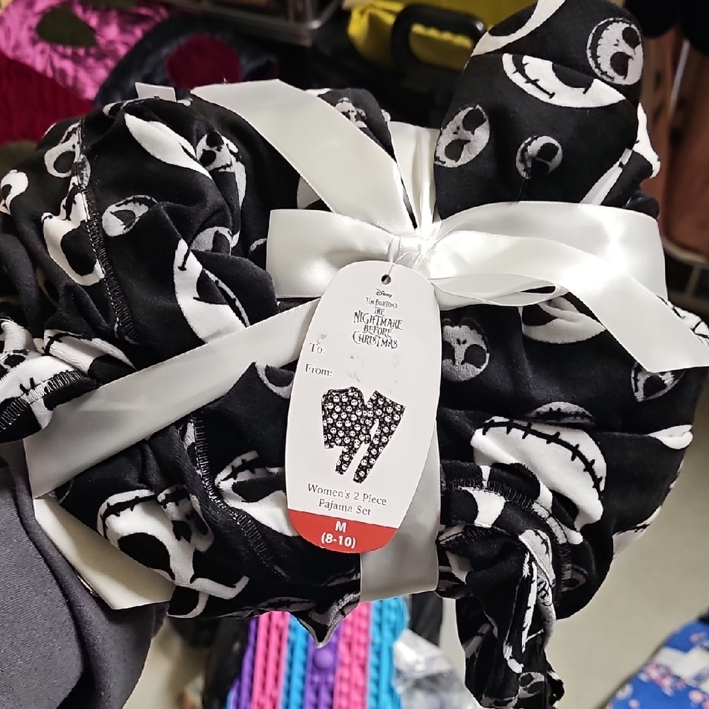 Nwt Nightmare Before Christmas Pajama Set - Picture 1 of 3